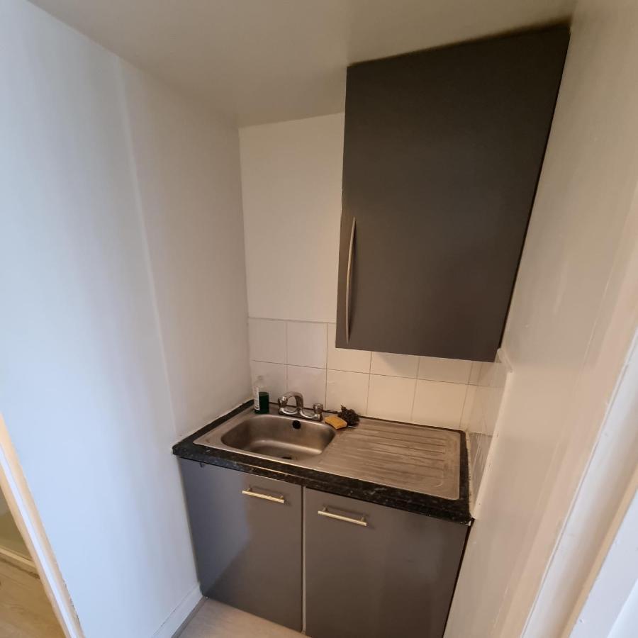 Cosey Studio Ground Floor Appartamento Enfield Esterno foto