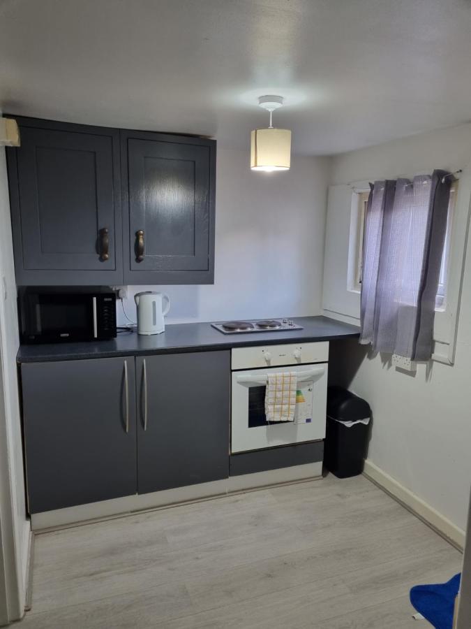 Cosey Studio Ground Floor Appartamento Enfield Esterno foto